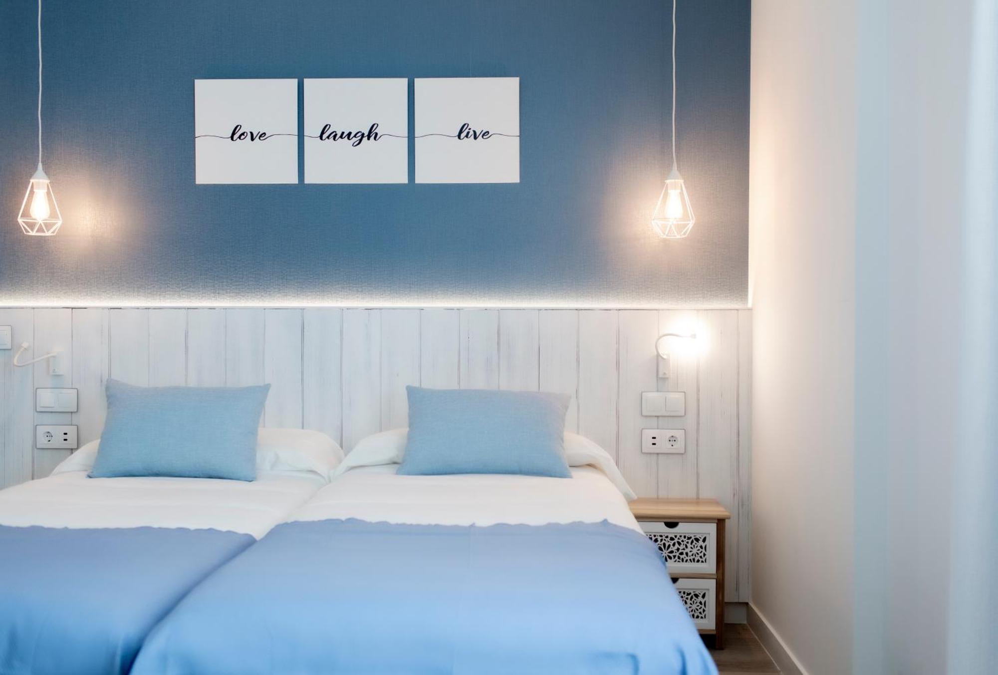 Nerja Casual Rooms 外观 照片
